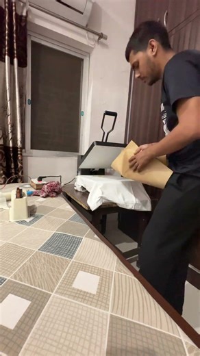 Best Batman Graphic T-Shirt for Fans 🦇 | Order Now #Batman #BatmanFans #BatmanTshirt