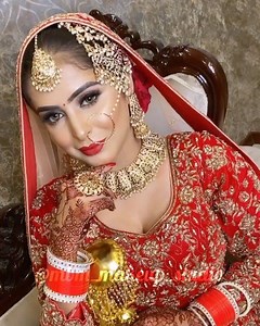 The Making of my Red Bride 💁🏻‍♀️ Aaaah! We are so obsessed with her look! Are u too ? HD Bridal Glam ❤️ Available on venue across India For bookings call on 8448494094 You can also DM us for more enquiries! Makeup, Hair & Bridal Styling - @mbm_makeup_studio Anaarkali - @kanyadaanmultidesignerstore Jewels - @jewelstreet.delhi Muse - @gunnu_anand #indianbride #indianbrides #bridalmakeupandhair #silvermakeup #makeupinspirations #bridalmakeupandhair #bride2020 #happybride #cutcreasemakeup #bridalm