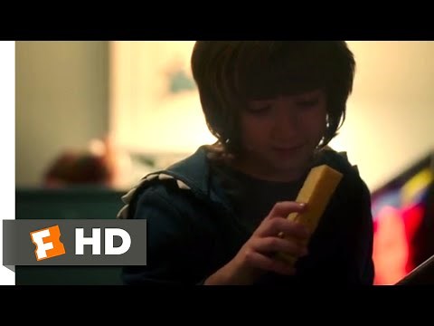 Come Play (2020) - The Monster's Gift Scene (5/10) | Movieclips