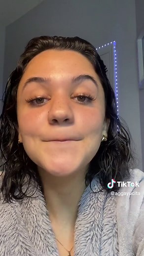 DIY Lash Extensions at Home with Kiss Kit Tutorial