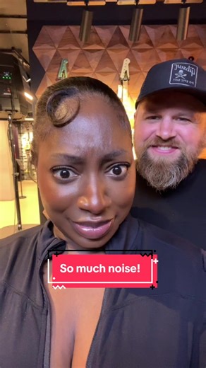 If it’s one thing this man likes, it’s NOISE! So we popped into the @Gibson Guitar store in London and I think he found his guitar…#guitar #gibsonguitars #london #rockandroll