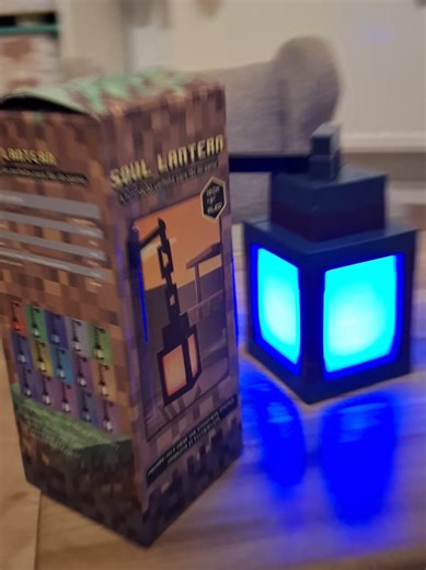 eine schöne Pixelspiele Lampe für das Kinderzimmer oder als Deko. #pixel #lampe #kinderzimmer #kinder #musthave