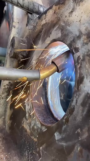 #Boring and welding machine#Intelligent boring machine#Construction machinery maintenance#Excavator maintenance#Ship repair