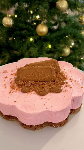 Punaherukka-Biscoff moussekakku ohje