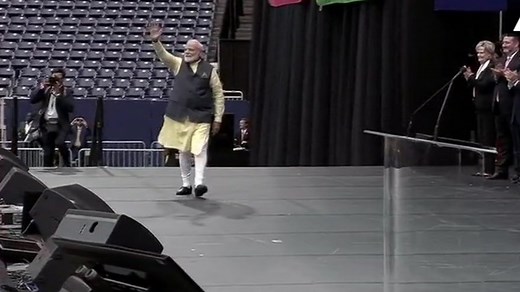 Watch the moment PM Narendra Modi arrived on stage at Howdy, Modi!