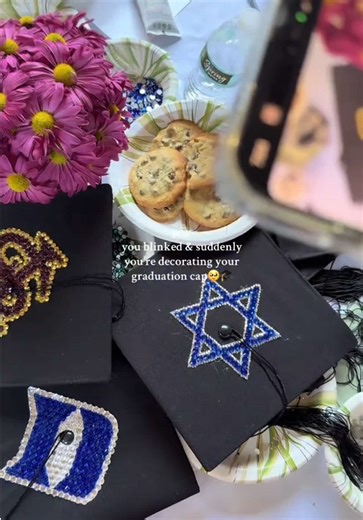 Decorating Your Graduation Cap: A Creative Guide