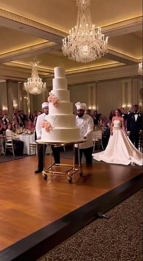 🎂 Five-Tier Wedding Cake Catastrophe