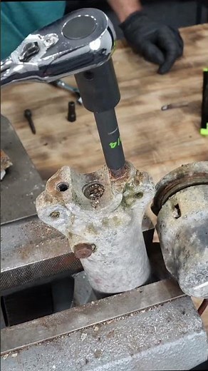 How to Remove a Stud with a GripEdge G-FORS Deep Socket Extractor