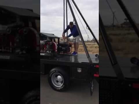 Gin pole truck video