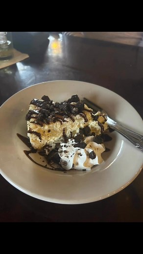 Factory Restaurant for dinner. That cookies & cream cheesecake? Impeccable 🍰 #fortwaynedesserts | Fort Wayne Desserts