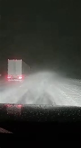 SHOCKING FOOTAGE SHOWS SEMI-TRUCK FLIP AFTER STRIKING HIDDEN OBSTACLE ON SNOW-COVERED ROAD (November 2, 2024) Drivers navigating a stormy stretch of highway in central Montana witnessed a terrifying scene yesterday when a semi-truck struck a buried obstacle beneath fresh snow, causing the rig to flip violently onto its side in an accident captured on dash cam. According to troopers, heavy overnight snowfall had concealed debris left from an earlier minor crash. In the footage, the semi moves ste