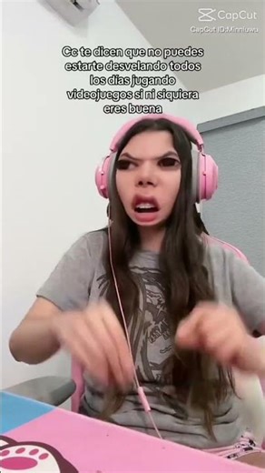 con mi vicios no😂😅