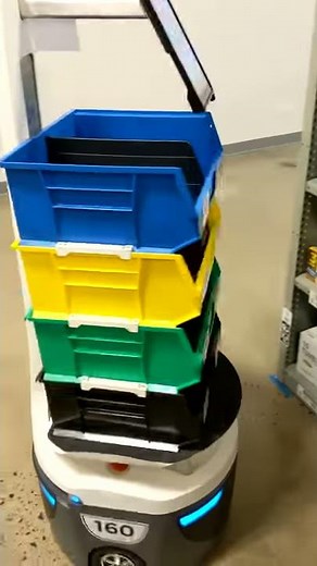 Locus Robotics LocusBot Pick Demo