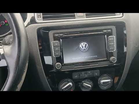 How to Factory Reset the Display in a VW Jetta (2010–2018)
