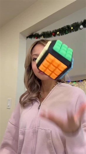 Get your orders in soon to get these by Christmas! 🎄 this is the ultimate unique gift for gift exchanges and white elephant this season 👀🎁 or for someone who loves to fidget Shipping now from California! Available at: ● PacificParadisePrints.shop ● Etsy: PacificParadisePrints ● TikTok Shop: PacificParadisePrints What is a keyboard fidget? ⌨️ These are 3D printed fidgets that look, sound, and feel like mechanical keyboards - but in a portable fidget form! Fidgeting can help with stress relief,