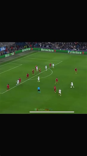 Alison Becker's Incredible Goal Reaction