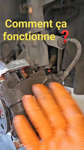282K views · 2.6K reactions | L'effet retour du piston d'etrier : comment ça fonctionne ? #etrier de freins #système de freinage #joint d'etrier #explication | Akr Argeles | Facebook