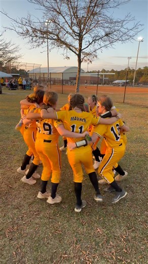Girls went 2-1 today and earned themselves the #3 seed in the gold bracket. We start with Unity Blasi/Johnson at 10:30 am at Grand Park here in Myrtle Beach. Dirtbag 🆙☠️🥎 | Dirtbags Coastal Softball