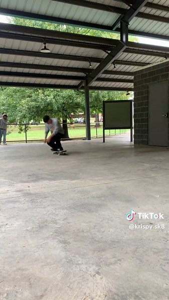 Skateboarding Tricks: Mastering the BS Flip