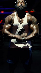 110 reactions · 3 comments | Post Christmas pump ! Hope you had a great Christmas time. J’espère que vous avez passé un bon Noël. #pump #pushdayworkout | Bionic Body | Facebook