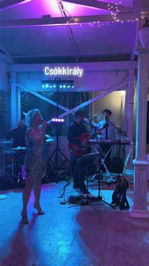 Black Velvet Partyzenekar - Csókkirály