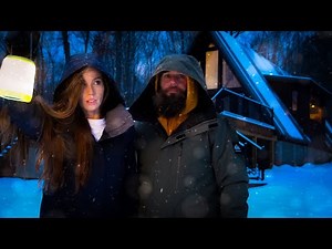 Life In An OFF GRID Cabin | BUILDING DURING A SNOW STORM