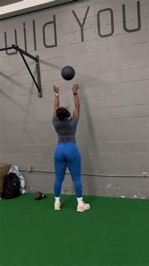 Day 20: Grateful for the gym — my balance, my peace, and another amazing workout.