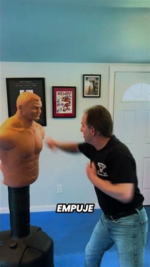 ¿Por qué Delta Force usa un puñal tan extraño en combate cercano? #armasmilitares