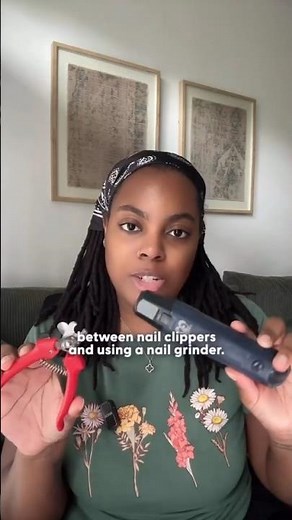Dog Nail Clippers vs Grinders: Which Is Better?