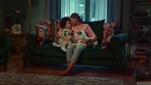 ScS: The Hug of Home • Ads of the World™ | Part of The Clio Network