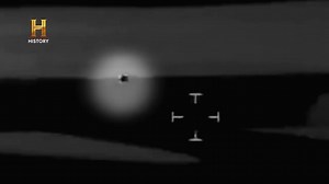 21K views · 346 reactions | Incontáveis avistamentos de óvnis foram registrados ao longo dos anos, mas muitos especialistas consideram as imagens registradas em Porto Rico, em 25 de agosto de 2013, como o padrão de ouro. | HISTORY | Facebook
