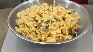 Bright & Creamy Pasta Salad – A Party Favorite!