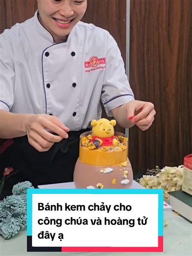 Bánh kem chảy dễ thương cho công chúa và hoàng tử