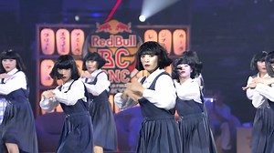 13M views · 374K reactions | Lit up the dance floor!  Rewind to this signature showcase at the Red Bull BC One World Final! #redbulldanceyourstyle #usa | Red Bull Dance | Facebook