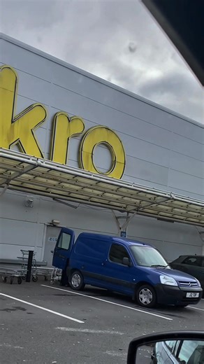 The 21st is just around the corner Today we’re at the market with the people who truly make Emporium Norwich happen: Marcela and Angela. They carefully select every ingredient, check every detail, and make sure everything meets the same quality and standards you know and love. This moment is part of our process. It’s here that the care begins before it reaches you as flavour, chocolate, and everything that makes our products so special. Because to keep things just as they should be, every choice