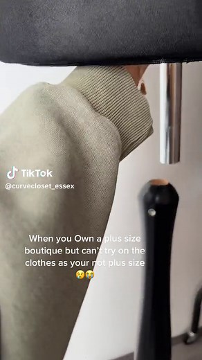 Dolly: Your Plus Size Boutique Companion