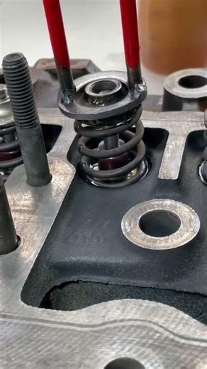 Valve Spring Compressor Tool | Precision Engine Assembly Made Easy😍 #autorepair #mechanictools