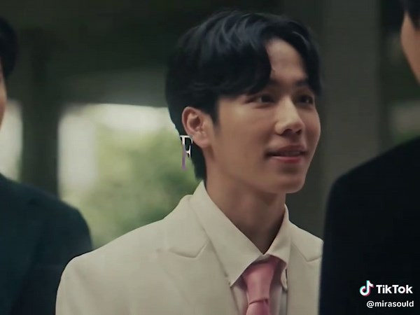 DIY Wedding Invitations Ideas for Creative Couples