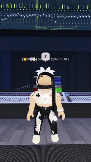 Raiding #CapCut #chicagoremastered #chicagoremastered😈 #roblox #rblx #robloxhoodgame #chicago #hood #fypage #robloxfyp #sl2 #robanger #robloxedit #