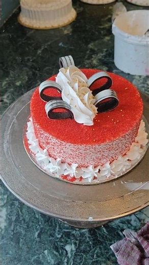 Red Velvet Cake Design 🥰 #cake #shortsfeed #shorts #tranding #viral #redvelvetcake