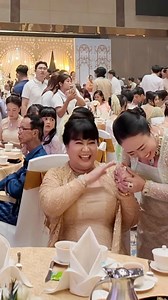 704K views · 12K reactions | မတွေ့တာကြာပြီမို့ ချစ်ရတဲ့ မမထက်နဲ့ တွေ့ဆုံခိုက်လေးအလွမ်းသယ် ❤️ Disclaimer ::: I do not own the rights to anything for the music in this video, everything belongs to its respected owners. This is simply used for the entertainment of fans like myself. No copyright infringement intended. | Empress Star Gems & Jewellery Channel 2 | Facebook