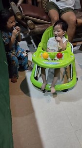 Bar perti kanamit samg kadlaw nia. Samtang naga kitkit sang batiis ka manok.. | Rendon Dennis VLOG