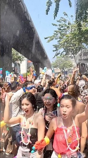 The CRAZIEST Songkran Ever!! Bangkok Thailand