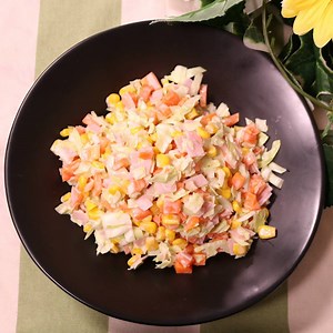 彩鮮やか！キャベツのコールスローサラダ 作り方・レシピ | クラシル