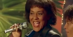 Ottawan fue un dúo francés de música disco, formada a fines de los años 70. Sus integrantes fueron Patrick Jean-Baptiste y Annette Etilce. Las canciones fueron producidas por los compositores Jean Kluger y Daniel. | Baúl del Tiempo