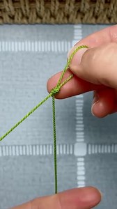 Instructions for fastening hangers quickly and securely #crafts #diy #diycrafts | Craft 1 Minute