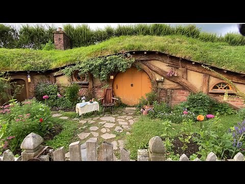 Hobbiton - Lord of the Rings Movie Set Tour - New Zealand 2022