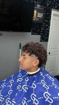 Woww what a cool tutorial #barber #thebarbersarms #haircut #selfmadebarber #beginnerbarber