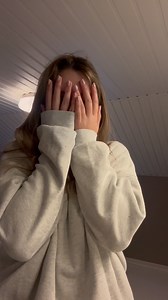 Mes indispensables beauté signés KLAPP Cosmetics ! Envie d’une routine simple, légère et ultra-efficace ? Ces soins sont parfaits pour offrir à votre peau une hydratation intense et immédiate. Parce que votre peau mérite ce qu’il y a de mieux !💙 Les patchs yeux 9€ La lotion 34,9€ Le sérum 81€ Crème de jour et nuit 69,9€ Crème contour des yeux 30€ | Le Studio by Victoria