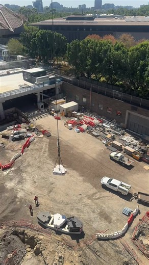 62 Tonne!! to commission this beast!!! #riggerlife #towercrane #rigging #crane #mobilecrane